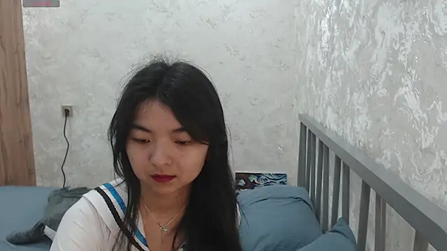 Snapshot of Shy_Kira chatting on 9, 7, 2026 Shy Kira online show from 9, 7, 2026