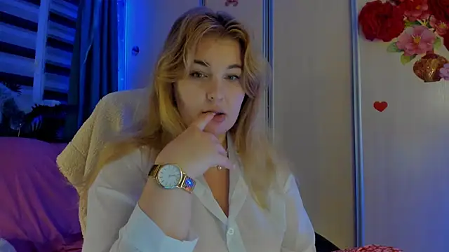 CoraSwon online show from 9, 11, 2025