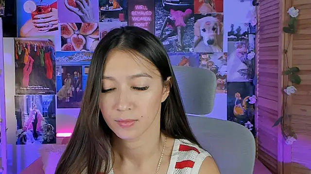 LanaBaker online show from 24, 12, 2024