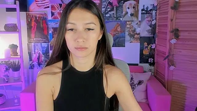 LanaBaker online show from 4, 1, 2025