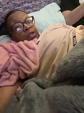 Snapshot of KLoveeee chatting on 18, 1, 2025 KLoveeee online show from 18, 1, 2025