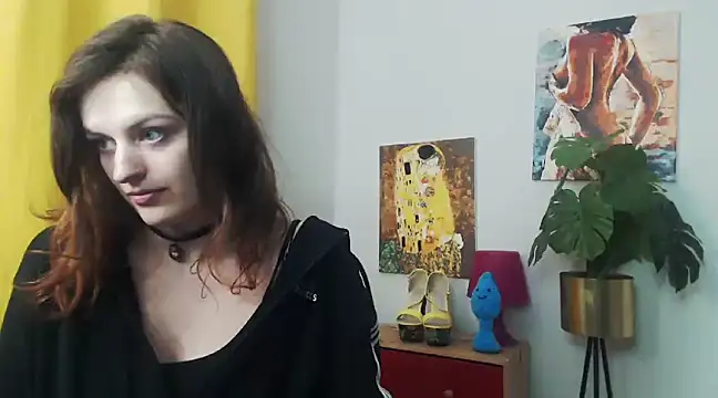 juicyNadine online show from 6, 1, 2025