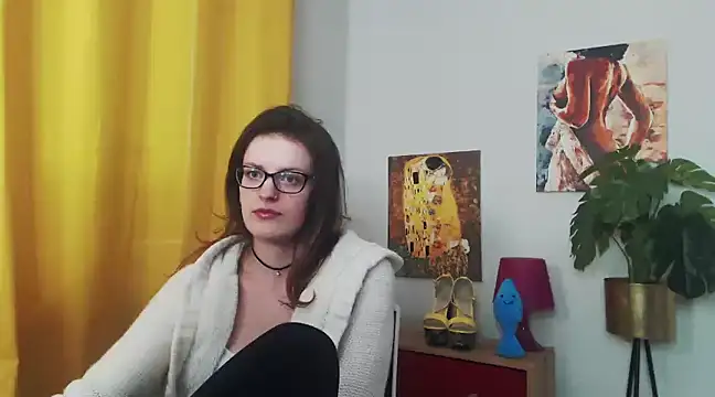 juicyNadine online show from 24, 1, 2025