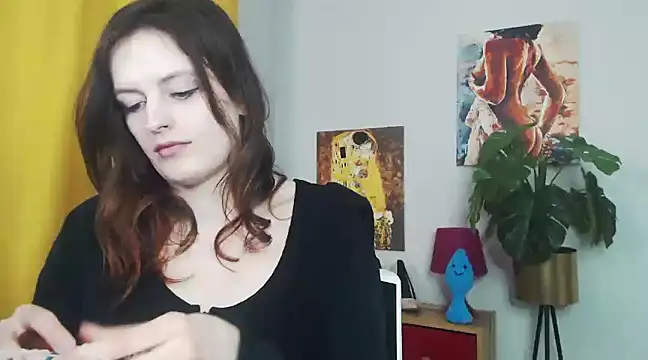 juicyNadine online show from 19, 3, 2025