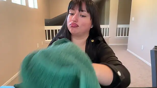 Snapshot of rubybabyxo chatting on 28, 10, 2025 rubybabyxo online show from 28, 10, 2025