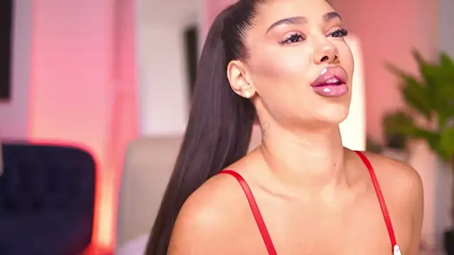 NatyDesiree online show from 15, 2, 2026