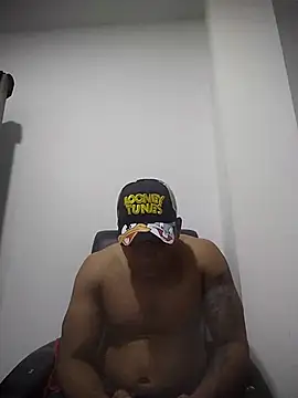 Snapshot of SaucyAffair0 chatting on 11, 3, 2025 SaucyAffair0 online show from 11, 3, 2025