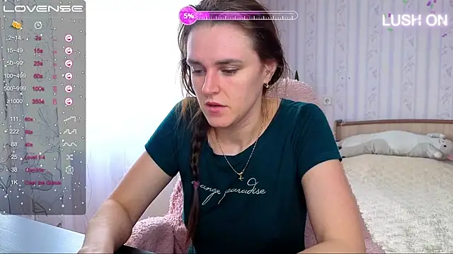 Bella  Swoon online show from 30, 3, 2026