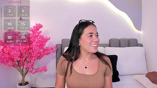 karol rivera  online show from 17, 10, 2025