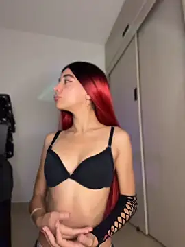 uniquerossie online show from 5, 6, 2026
