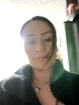 LuisaFernanda170823 online show from 17, 12, 2025