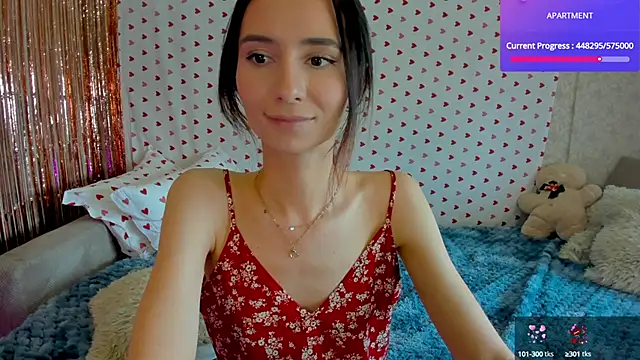 Snapshot of crystalnut chatting on 21, 2, 2025 crystalnut online show from 21, 2, 2025