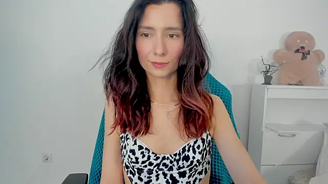 crystalnut online show from 23, 11, 2025