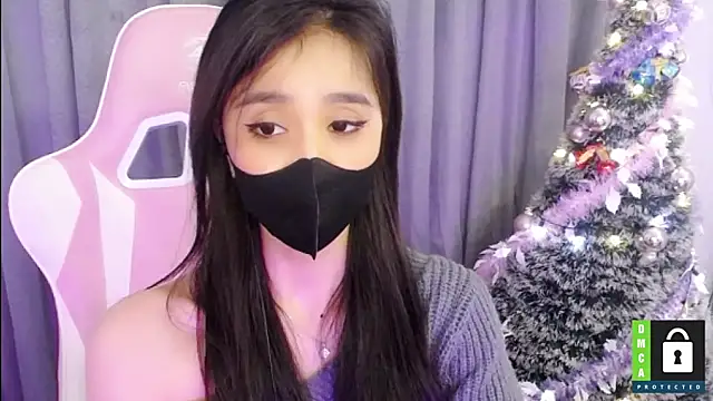Snapshot of San___San chatting on 15, 12, 2024 San San online show from 15, 12, 2024