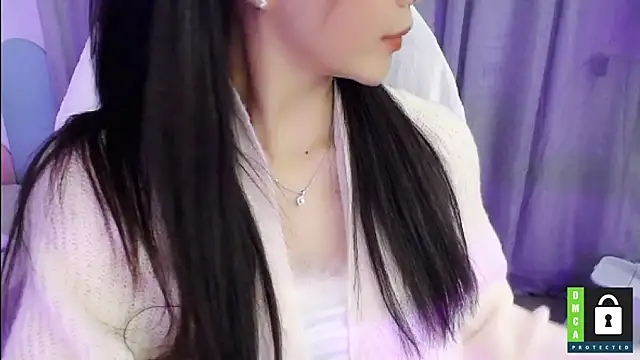 Snapshot of San___San chatting on 13, 1, 2025 San San online show from 13, 1, 2025