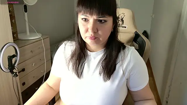 Tina Dolly online show from 8, 7, 2026