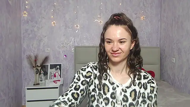 Snapshot of KaraCriegs chatting on 29, 1, 2025 KaraCriegs online show from 29, 1, 2025