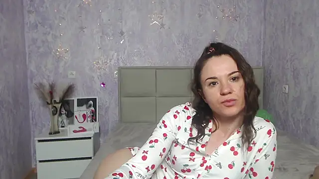 Snapshot of KaraCriegs chatting on 30, 1, 2025 KaraCriegs online show from 30, 1, 2025