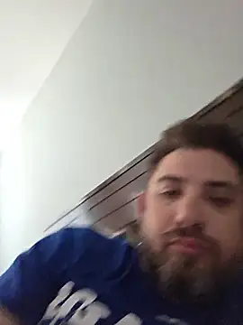 Snapshot of caliguy37 chatting on 1, 6, 2026 caliguy37 online show from 1, 6, 2026