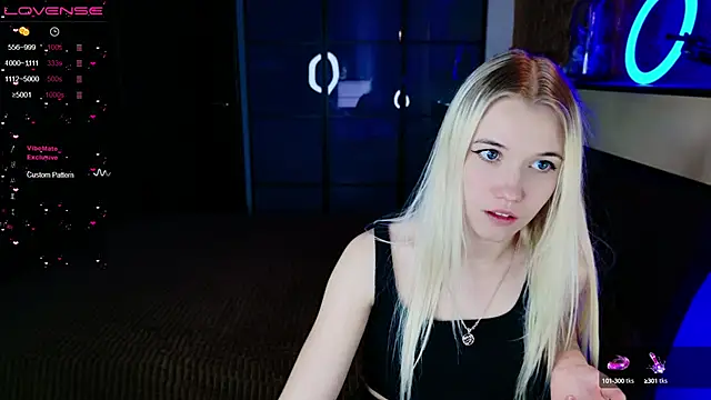 ShhhO O online show from 27, 12, 2024