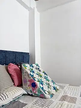 Iris love18 online show from 18, 10, 2025