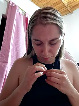 Iris love18 online show from 14, 2, 2026