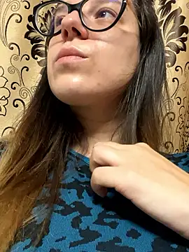 NadiraNoor online show from 5, 1, 2026