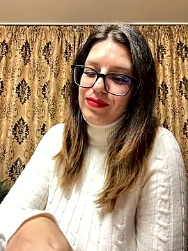 NadiraNoor online show from 8, 4, 2026