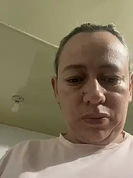 Snapshot of Chanel_87xxx chatting on 23, 7, 2026 Chanel 87xxx online show from 23, 7, 2026