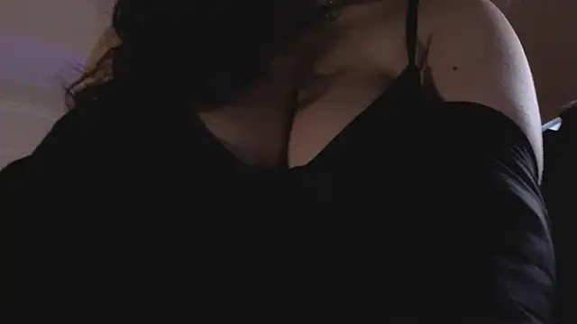 Laura Karamazov online show from 25, 2, 2026