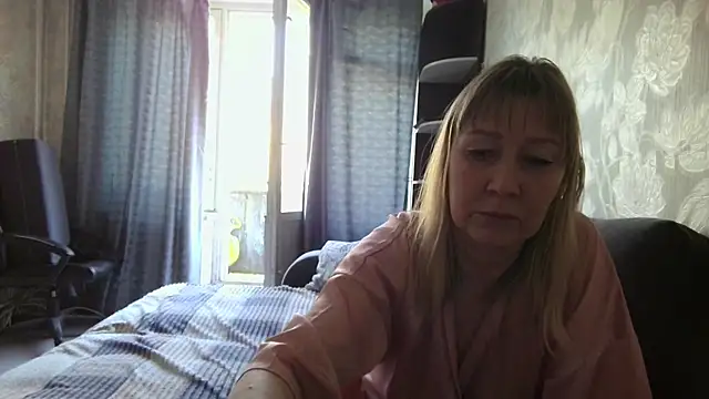 Snapshot of WindChristy chatting on 4, 5, 2026 WindChristy online show from 4, 5, 2026
