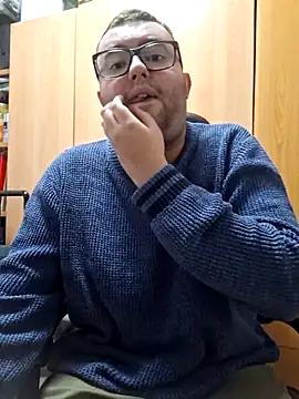 Javier bear online show from 4, 3, 2025