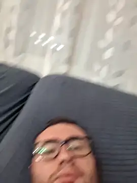 Javier bear online show from 17, 11, 2025