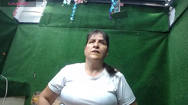 Snapshot of karito_mature17 chatting on 2, 12, 2024 karito mature17 online show from 2, 12, 2024