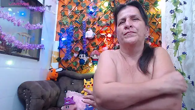 Snapshot of karito_mature17 chatting on 24, 12, 2024 karito mature17 online show from 24, 12, 2024