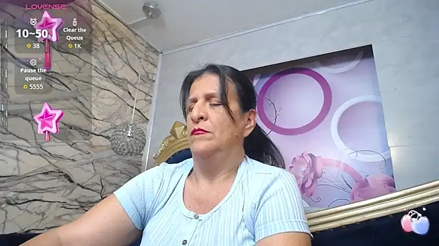 Snapshot of karito_mature17 chatting on 9, 10, 2025 karito mature17 online show from 9, 10, 2025