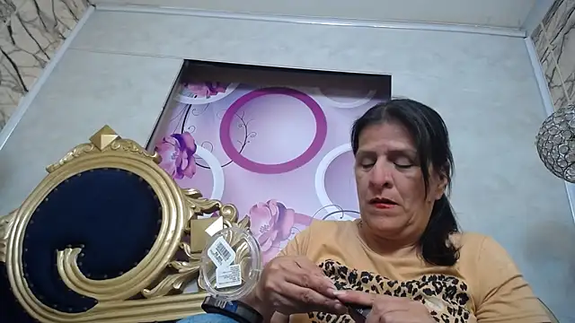 Snapshot of karito_mature17 chatting on 20, 10, 2025 karito mature17 online show from 20, 10, 2025