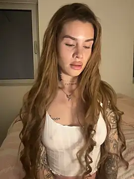 Snapshot of EmiliaCatalina chatting on 1, 5, 2026 EmiliaCatalina online show from 1, 5, 2026