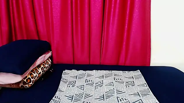 Lustydesirexx online show from 26, 7, 2026
