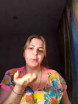 Lady nice cat online show from 9, 2, 2025