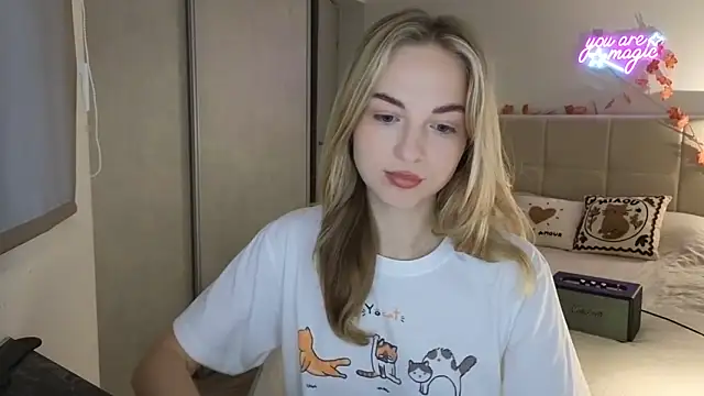 Miss Aliannaa online show from 22, 4, 2026