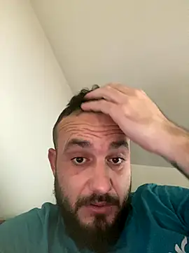 Snapshot of cosmin9000 chatting on 22, 11, 2025 cosmin9000 online show from 22, 11, 2025