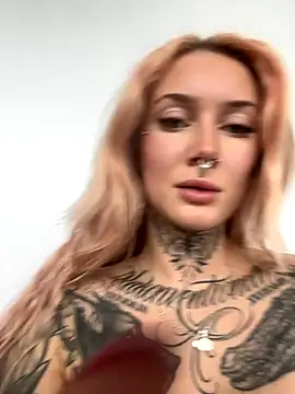 Stella-Kink online show from 8, 11, 2025