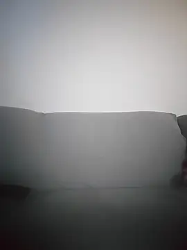 LauraBaby online show from 4, 3, 2026