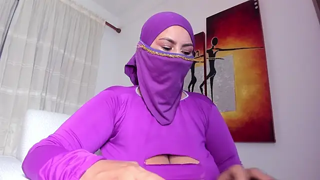 Snapshot of Amina_hafsa chatting on 26, 2, 2025 Amina hafsa online show from 26, 2, 2025