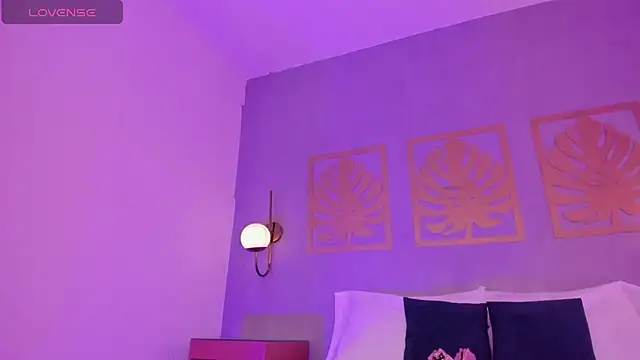 Snapshot of majo_rosse_ chatting on 2, 7, 2026 majo rosse online show from 2, 7, 2026
