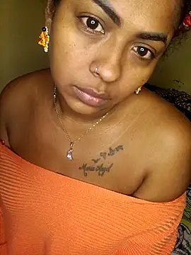 Snapshot of miss-jackson1 chatting on 16, 11, 2025 miss-jackson1 online show from 16, 11, 2025