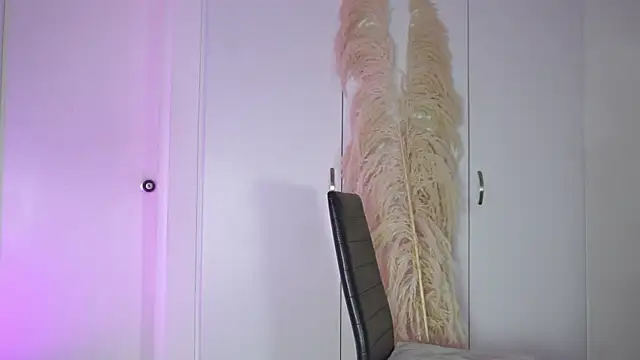 roselinedior online show from 9, 10, 2025