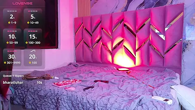 daddyissuesss  online show from 21, 10, 2025