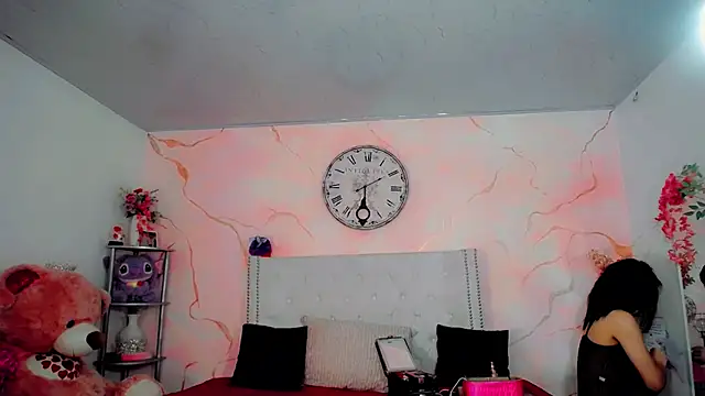 maria camilacms online show from 13, 4, 2026